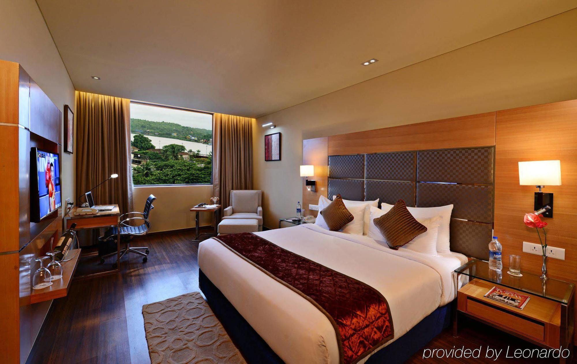 Country Inn Panjim Goa Панаджи Экстерьер фото