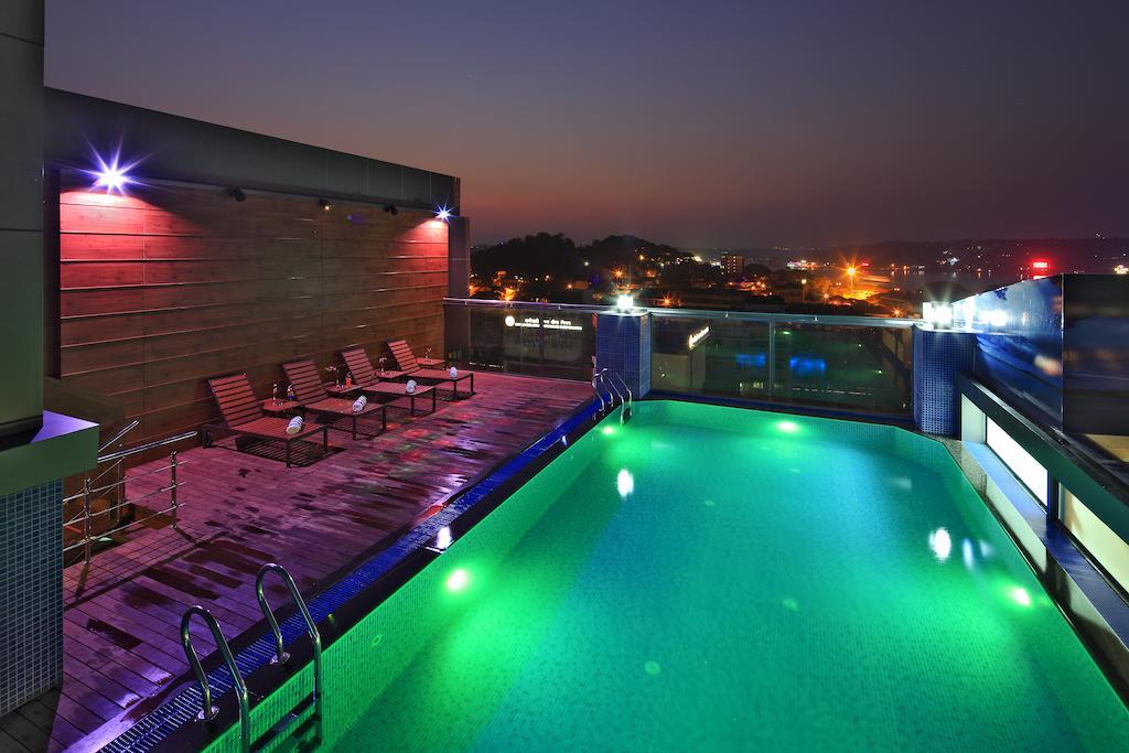 Country Inn Panjim Goa Панаджи Экстерьер фото